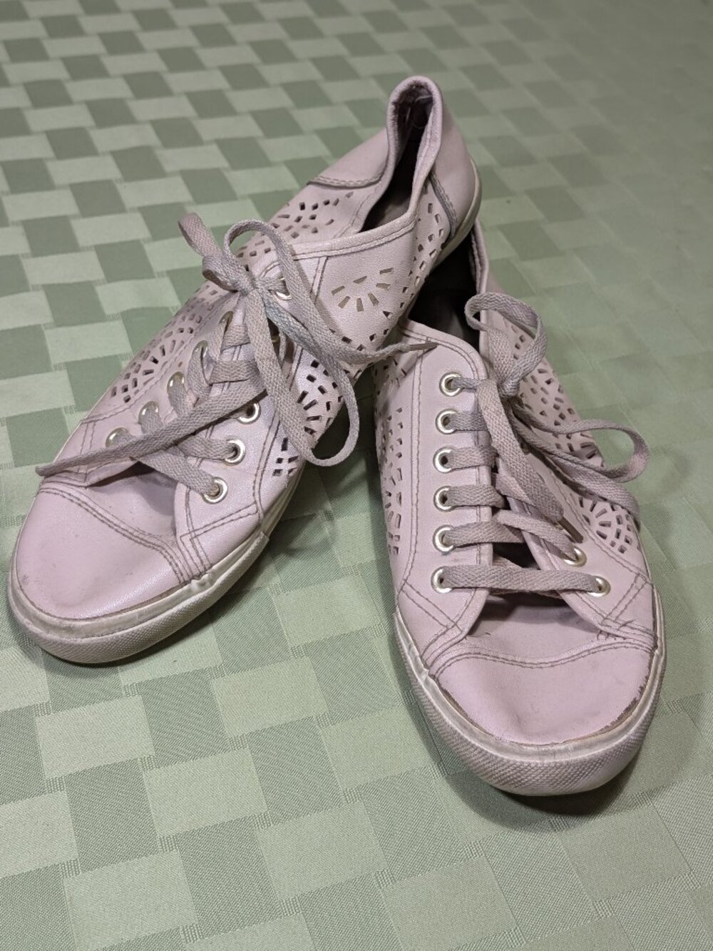 Restricted Light Pink Laser Cut Pattern Size 9 Sneakers